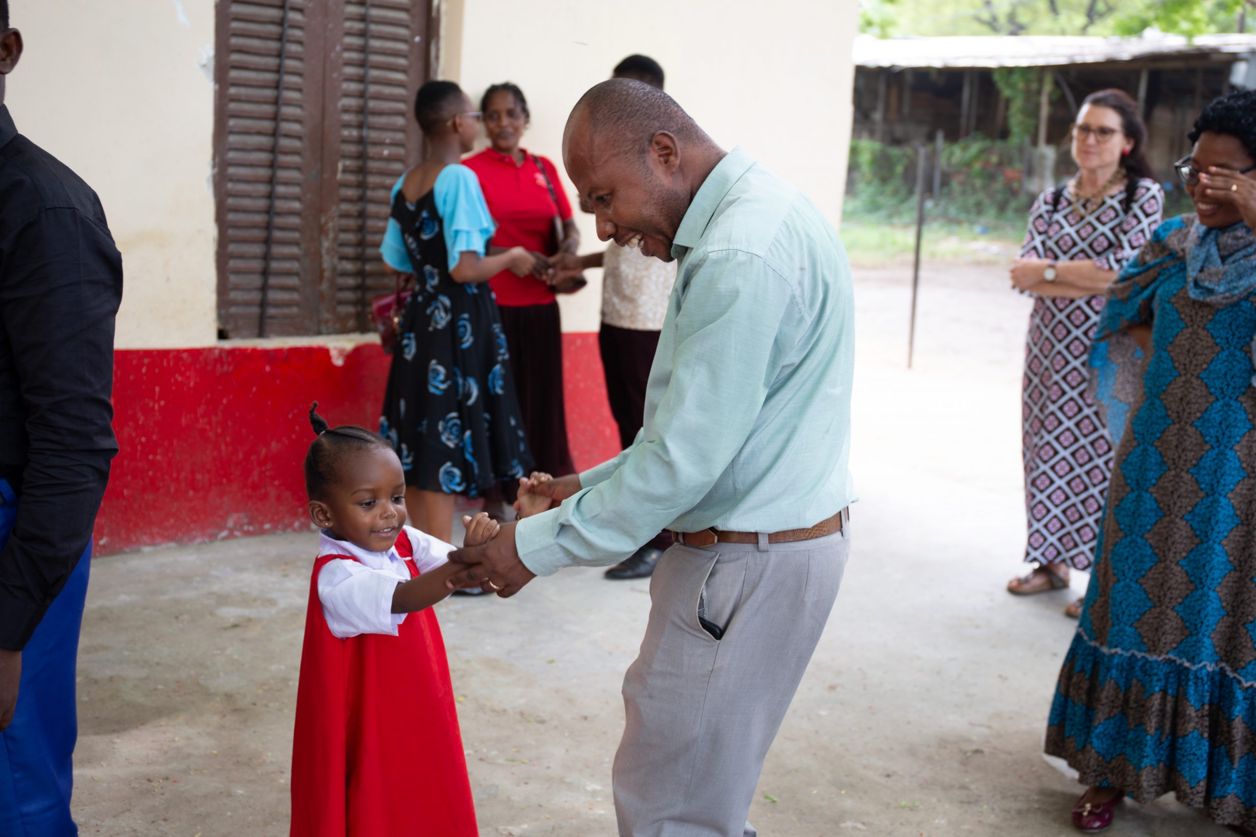 Was wir machen schuelerhilfe sansibar eidarus sherif schweiz tanzania 445